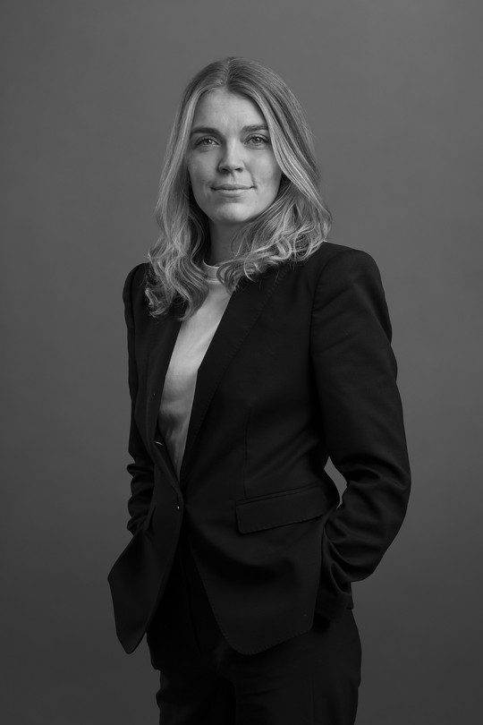 Julie Hansen